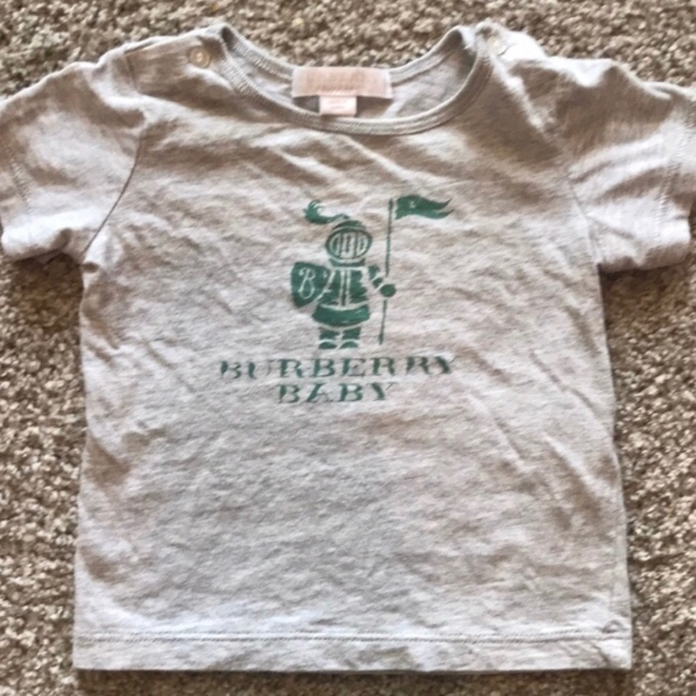 Burberry T-shirt